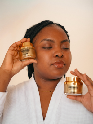 Crème de jour visage  extrême shine 24k d'or  super eclaircissante 50g