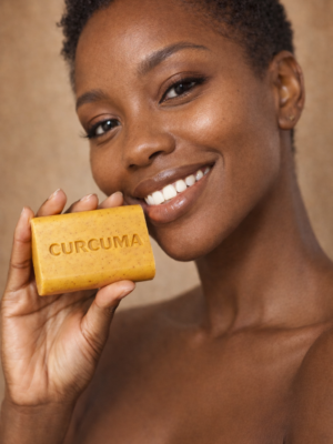 Savon et masque au curcuma
